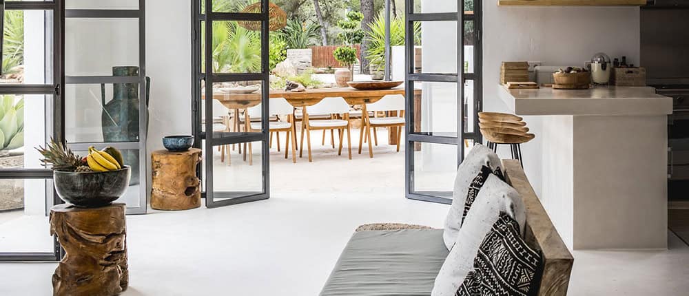 IZU floors with UV-resistant properties