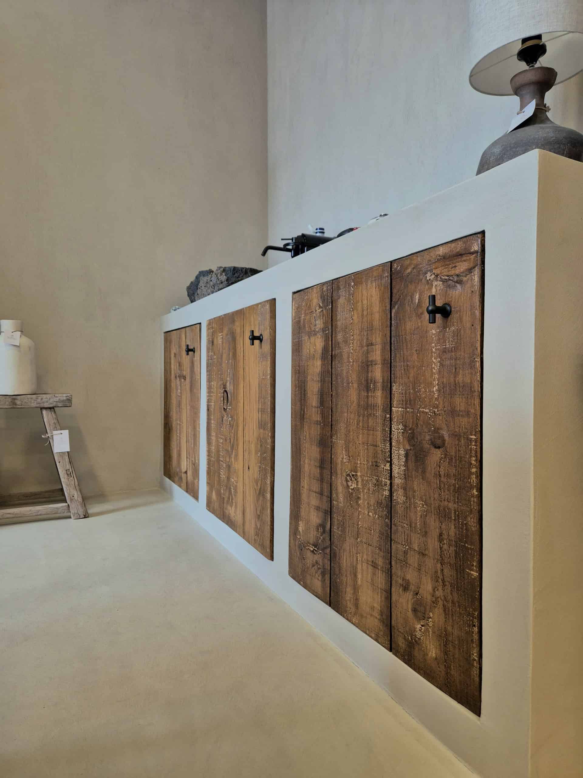 IZU Lavastone kitchen